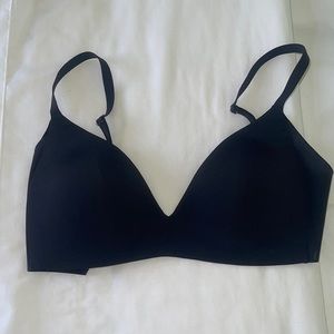 Lululemon Bra ~ Size 36C ~ Never Worn! Perfect condition
